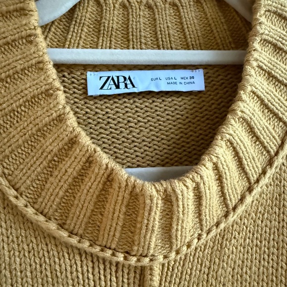 Zara Women's Yellow Crew Neck Sweater, size L - Picture 5 of 6